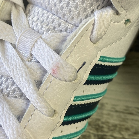 Adidas Junior Top Ten RB J White High-Top Sneakers w/Blue & Green Stripes Sz 6.5 - Picture 9 of 10